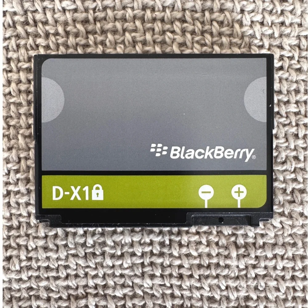 Vintage BlackBerry Tour 9630 Verizon Smartphone Bundle‎ Box Accessories